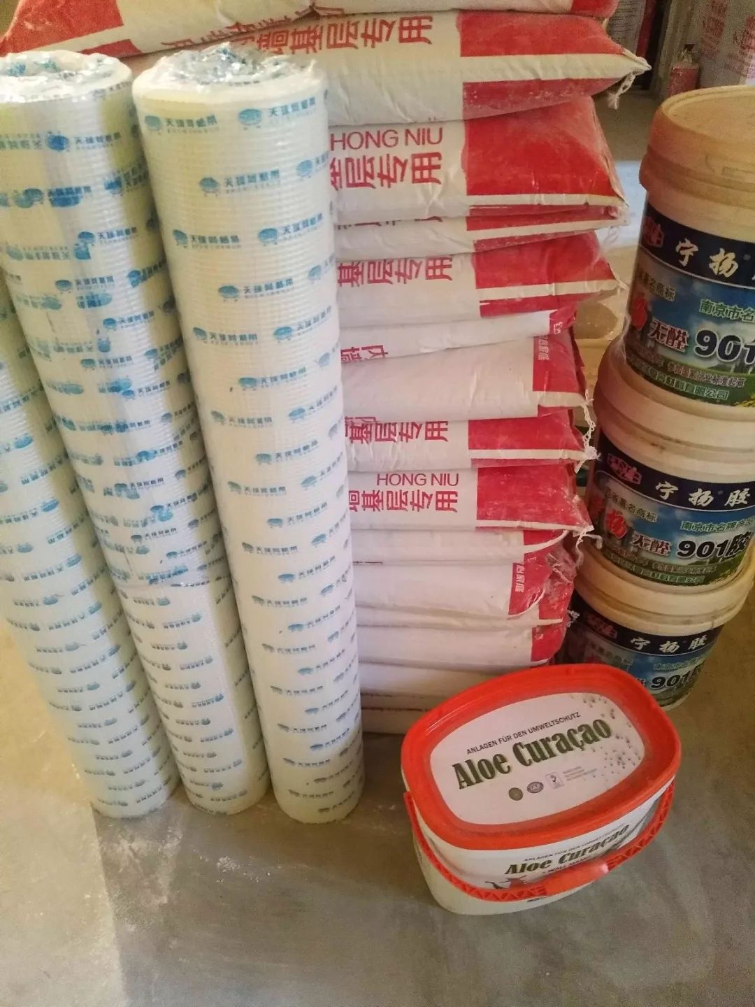 南京龍?bào)椿ㄔ?0㎡現(xiàn)代輕奢--老房升級改造，變身時(shí)尚精致家！36油漆施工