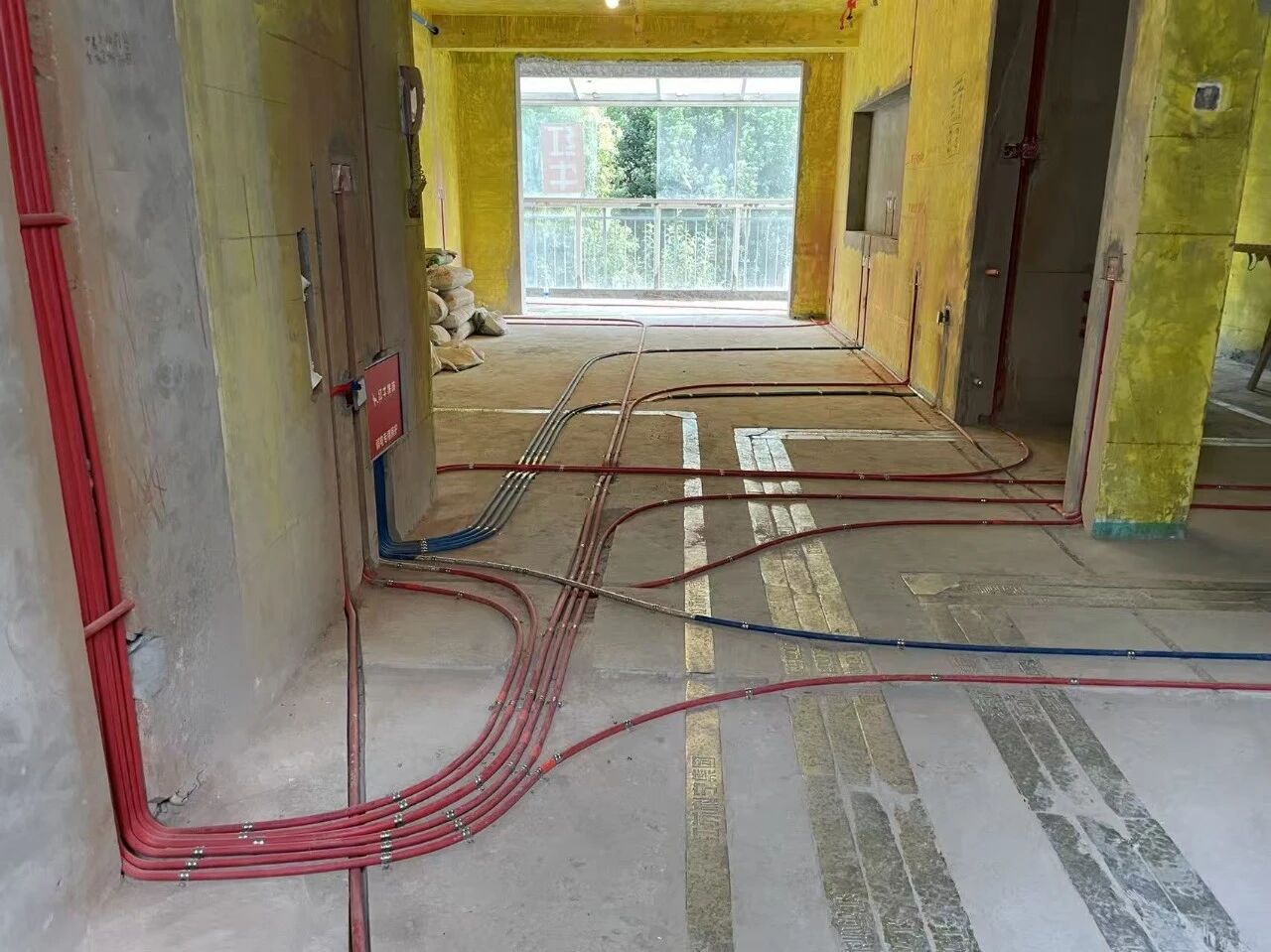 差別真的太大了！南京紅牛裝飾標(biāo)準(zhǔn)化水電工藝vs非正規(guī)／熟人施工隊(duì)的水電工藝！