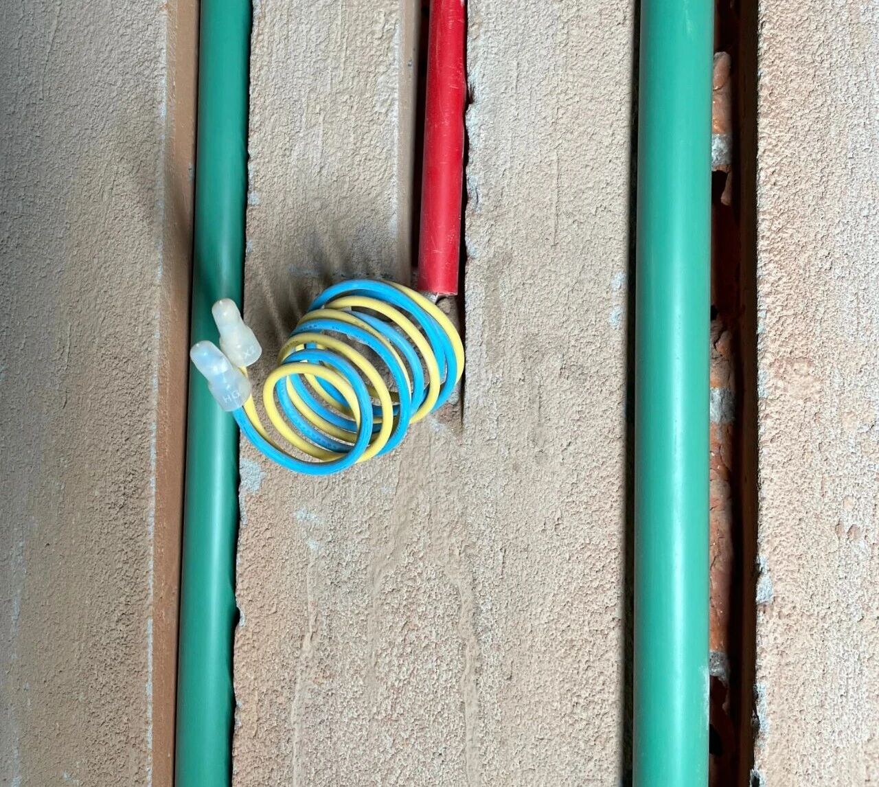 差別真的太大了！南京紅牛裝飾標(biāo)準(zhǔn)化水電工藝vs非正規(guī)／熟人施工隊(duì)的水電工藝！