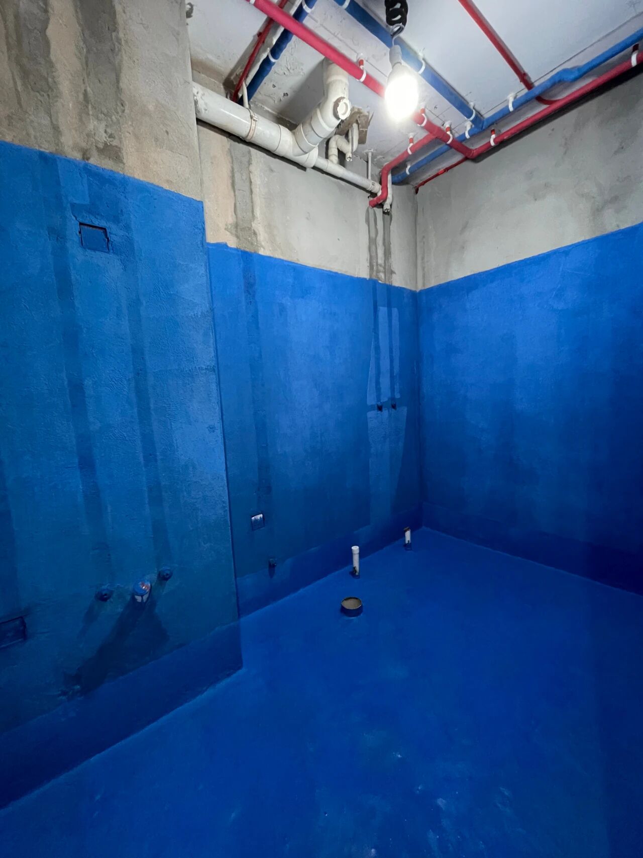 九月秋意漸濃，南京紅牛裝飾工地巡檢步履不停，只為兌現(xiàn)品質(zhì)承諾！