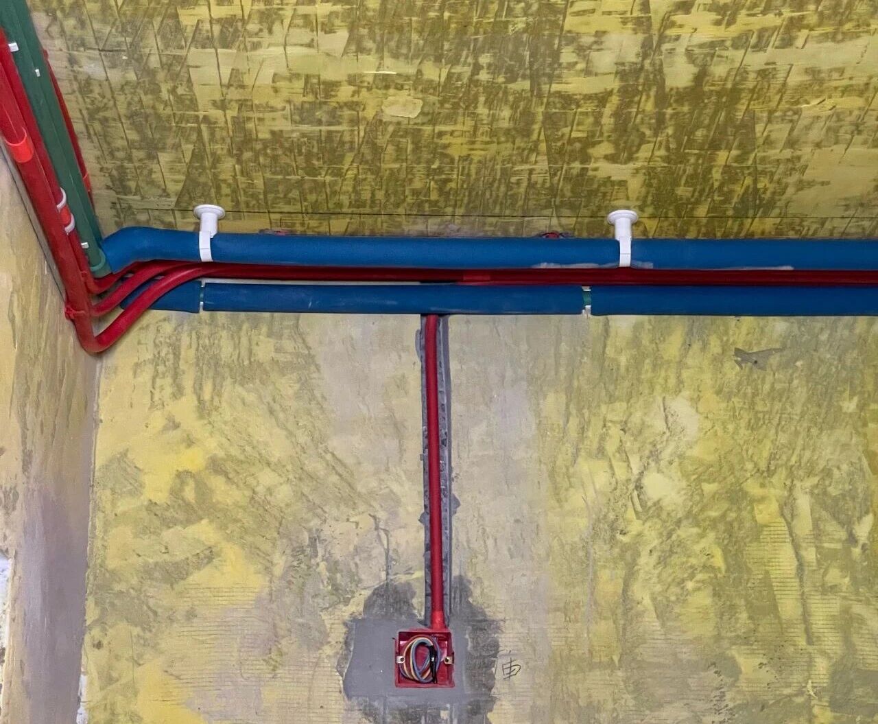 工地巡檢：雙節(jié)同慶，品質(zhì)同行，嚴(yán)把每一道工序，用心守護(hù)夢想家！