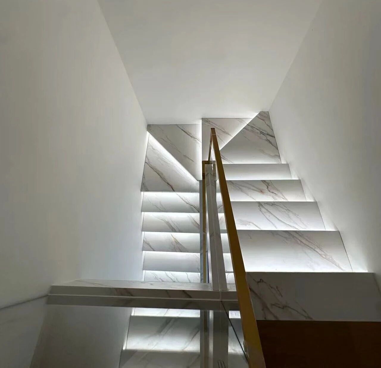 工地巡檢：雙節(jié)同慶，品質(zhì)同行，嚴(yán)把每一道工序，用心守護(hù)夢想家！